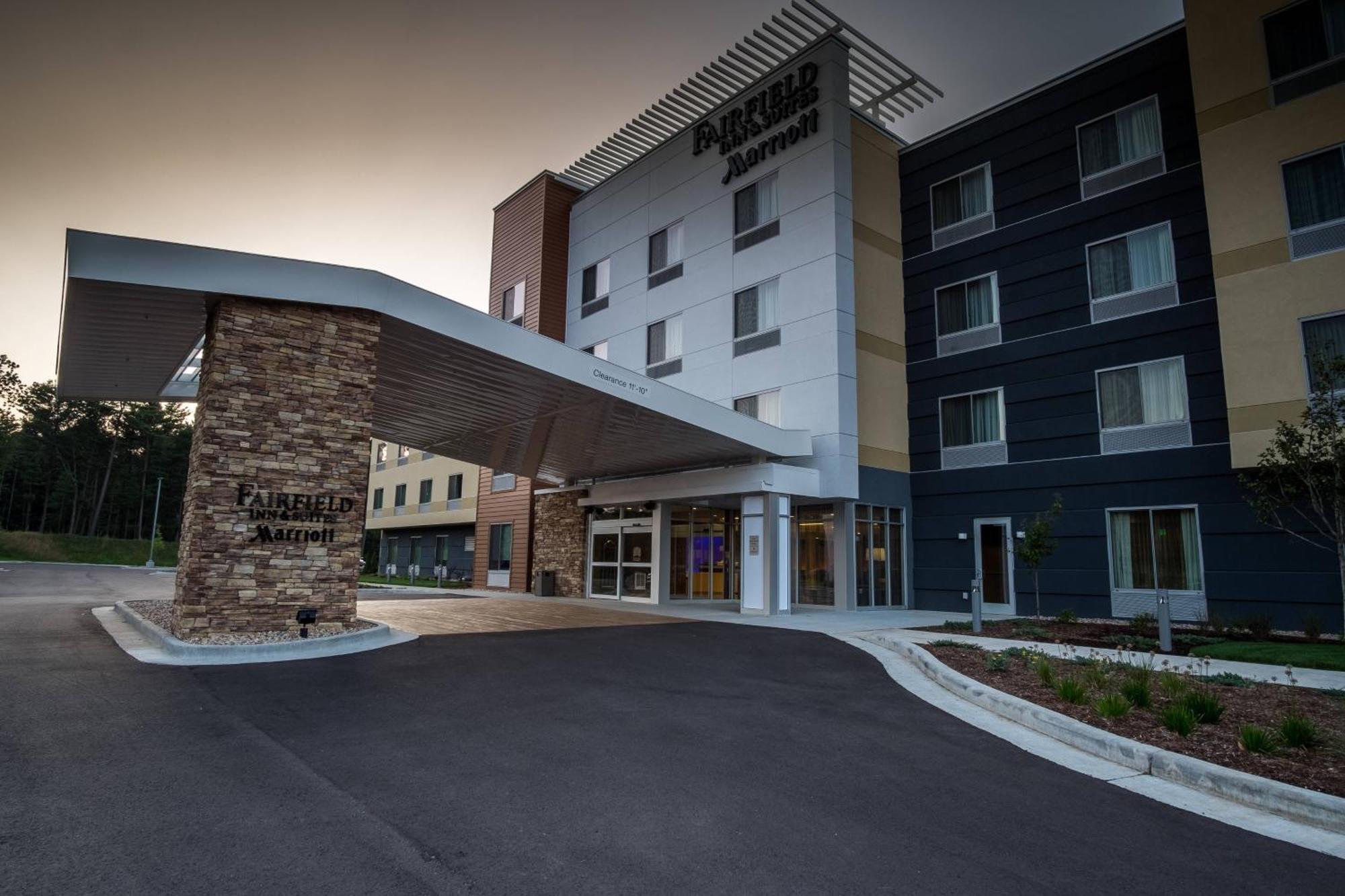 Fairfield Inn & Suites By Marriott Wisconsin Dells Lake Delton Kültér fotó
